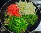 A picture of step 3 of Vegetable Wraps.