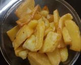 A picture of step 3 of Aloo fry.