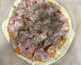 Foto del paso 2 de la receta: Pizza jamón cocido, queso y tomate