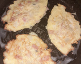 Foto del paso 4 de la receta: Tortitas de huevo en salsa verde 1.0 🥚🌶️