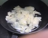รูปขั้นตอนการทำที่ 1 ของ แกงเผ็ดหน่อไม้ไก่