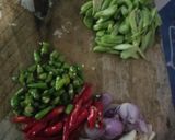 Foto langkah ke 1 dari resep Tumis Sarden tahu petai.