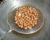 नाशिकचा कोंडाजी चिवडा (chivda recipe in marathi) रेसिपी स्टेप 2 फोटो 