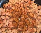 Foto del paso 2 de la receta: Pechuga de pavo con salsa de curry