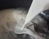 A picture of step 3 of Arrowroot Karachi Halwa.