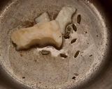 A picture of step 1 of Sheer Khurma.