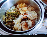 A picture of step 2 of Tasty masaledar Kathiyawadi undhiyu.