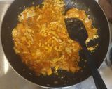 Gambar langkah 6 resipi Tomato Egg stir fry.