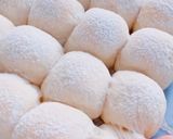 Foto langkah ke 4 dari resep Japanese snowy condensed milk bread.
