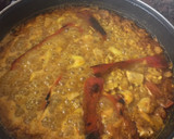Foto del paso 4 de la receta: Paella con atún, sepia y gambitas