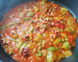 Foto del paso 1 de la receta: Paella de marisco con piquillos y hierbabuena