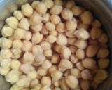 છોલે ભટુરે(chhole bhature Recipe in gujarati) રેસીપી સ્ટેપ1ફોટો