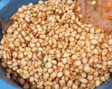 Foto langkah ke 2 dari resep Kacang bawang pedas manis.