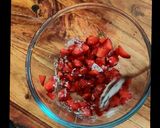 A picture of step 2 of Strawberry Parfait.