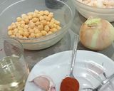 Foto del paso 1 de la receta: Garbanzos con Langostinos! 🦐🍲👌