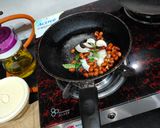 A picture of step 3 of Masala Aloo Frankie.