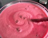 Erdei gyümölcs krémleves recept fázis 2 fotója