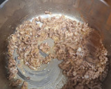 Foto del paso 3 de la receta: Calamares rellenos en salsa
