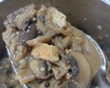 Une image de l'étape 5 de 🌿Champignons et tofu fumé façon sauce Stroganoff.