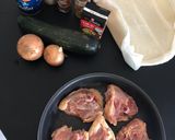 Une image de l'étape 1 de Samoussa Poulet curry.