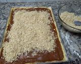Foto del paso 5 de la receta: Tarta de Quaker, dulce de leche y coco, rápida y fácil