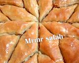 صورة لخطوة 8 من وصفة البقلاوة سهله وبمكونات بسيطه 👌