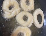صورة لخطوة 3 من وصفة تحضير دونات سهله و لذيذة 🍩 🍩 🍩