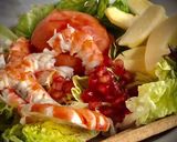 Foto del paso 3 de la receta Ensalada con langostinos, manzana y granada