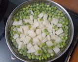 તવા પુલાવ (Tava Pulav Recipe In Gujarati) રેસીપી સ્ટેપ2ફોટો