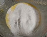 Foto del paso 3 de la receta Bizcocho de manzana y zanahoria