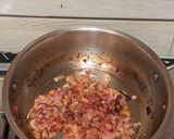 A picture of step 4 of Chicken Keema Pav.