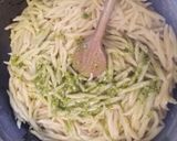 A picture of step 3 of Pasta with pistachio pesto and roasted tomatoes.