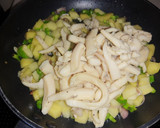Foto del paso 4 de la receta: Calamar con papas