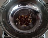Hình bước làm 2 của món Canh kim chi đầu cá hồi