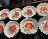 Foto del paso 3 de la receta: 🍓🧁Cupcakes saludables de frutillas 🧁🍓