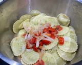 A picture of step 3 of Tomato, basil and lemon pasta.