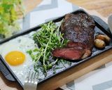 《影音食譜》牛排蓋飯&舒肥牛排套餐的食譜步驟13照片