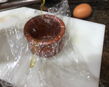 Foto del paso 3 de la receta: Sopa de cocido con huevo poché