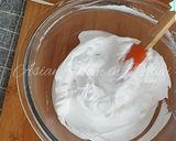 A picture of step 4 of Marie Biscuit Delight.