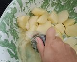 Foto langkah ke 2 dari resep Stik kentang keju.