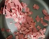 Foto del paso 1 de la receta: Pechugas de pollo en salsa de champiñón y tocino