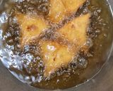 समोसा छोले चाट (Samosa Chole Chat Recipe In Marathi) रेसिपी स्टेप 2 फोटो 