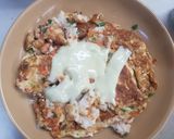 A picture of step 3 of Shrimp and Cheese Omelette.