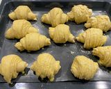 A picture of step 4 of Tasty Croissant.