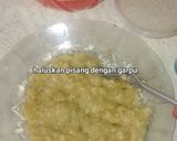 Foto langkah ke 1 dari resep Cara membuat bolu pisang kukus takaran sendok.