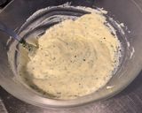 Une image de l'étape 6 de Flans ricotta et noix crème de moutarde (pâte sablée maison aux kiwis).