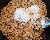 A picture of step 4 of Karamani/ Black eyed peas Sundal.