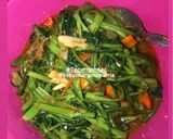Foto langkah ke 5 dari resep Tumis Kangkung Bawang Putih Terasi.