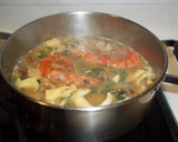 Foto del paso 9 de la receta: Guiso de sepia, gambón y almejas