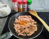 Foto del paso 5 de la receta Pizza Extra Fina con Pollo un Poco de Especias y Queso